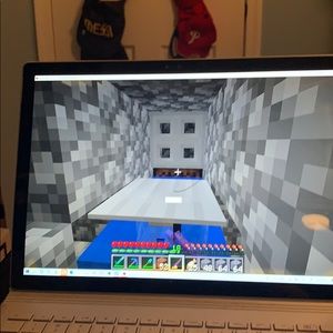 Meet your Posher, Aidan